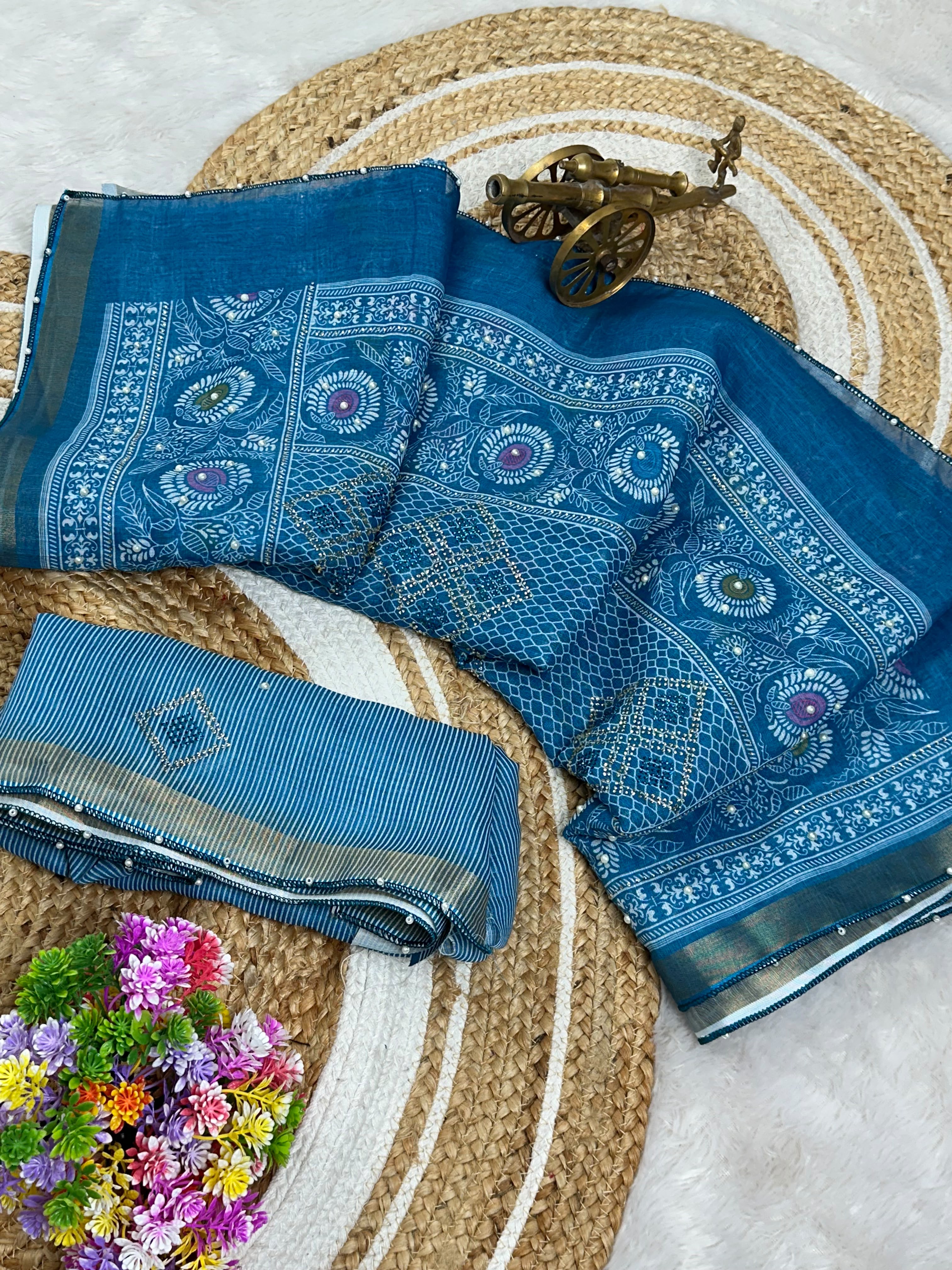 Premium linen Anmol Patta with digital print jarkan diamond work and hand moti attched with beautiful tassel and pari border work