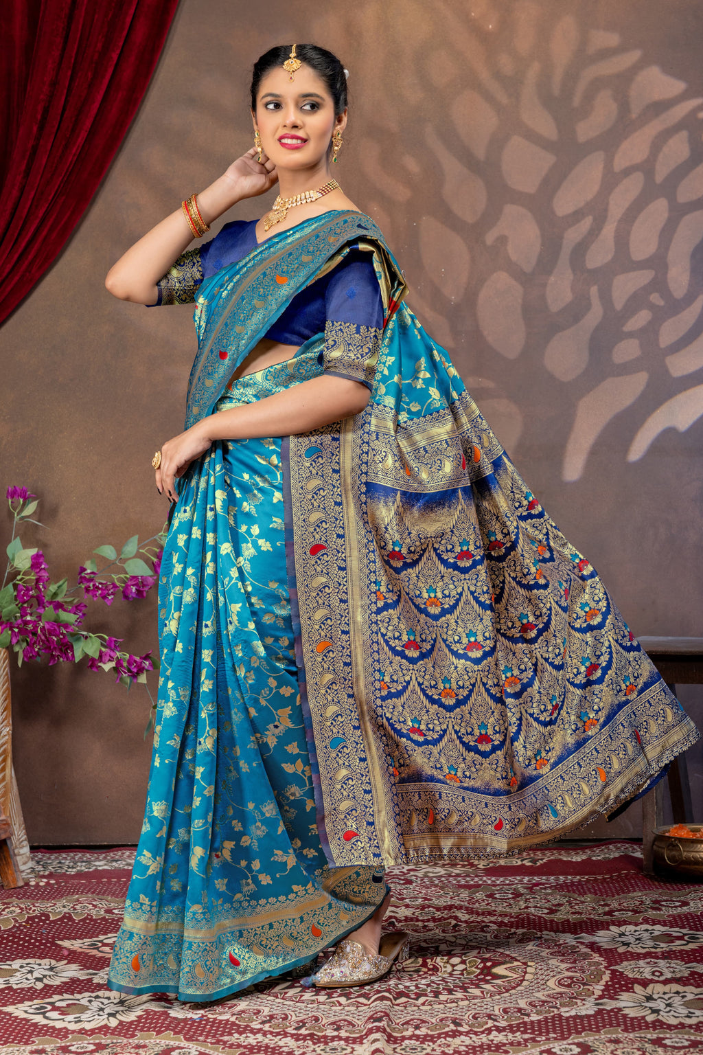 PREMIUM TRADITIONAL LITCHI SAREE IN LIGHT WEIGHT AND SOFT FABRIC