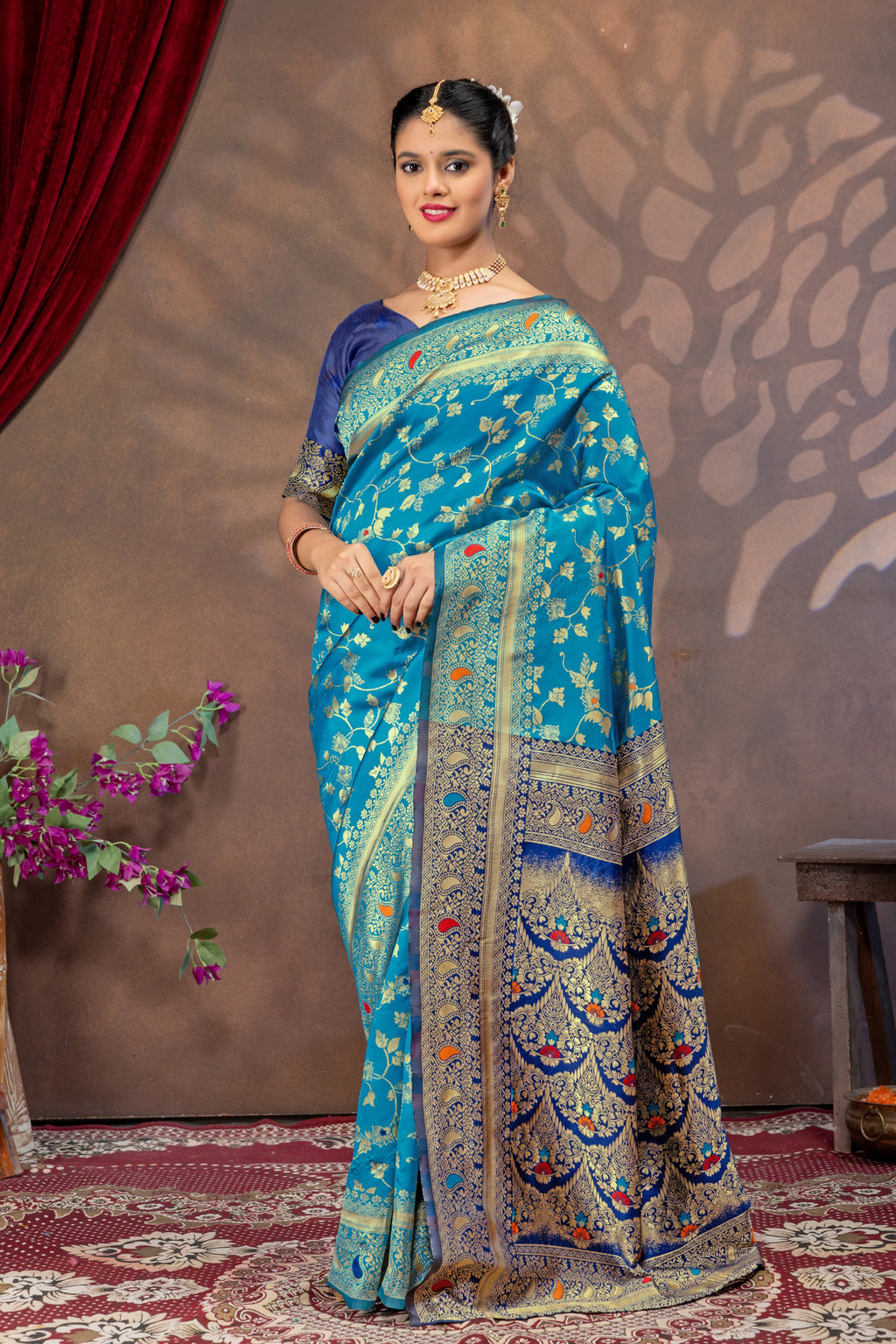 PREMIUM TRADITIONAL LITCHI SAREE IN LIGHT WEIGHT AND SOFT FABRIC
