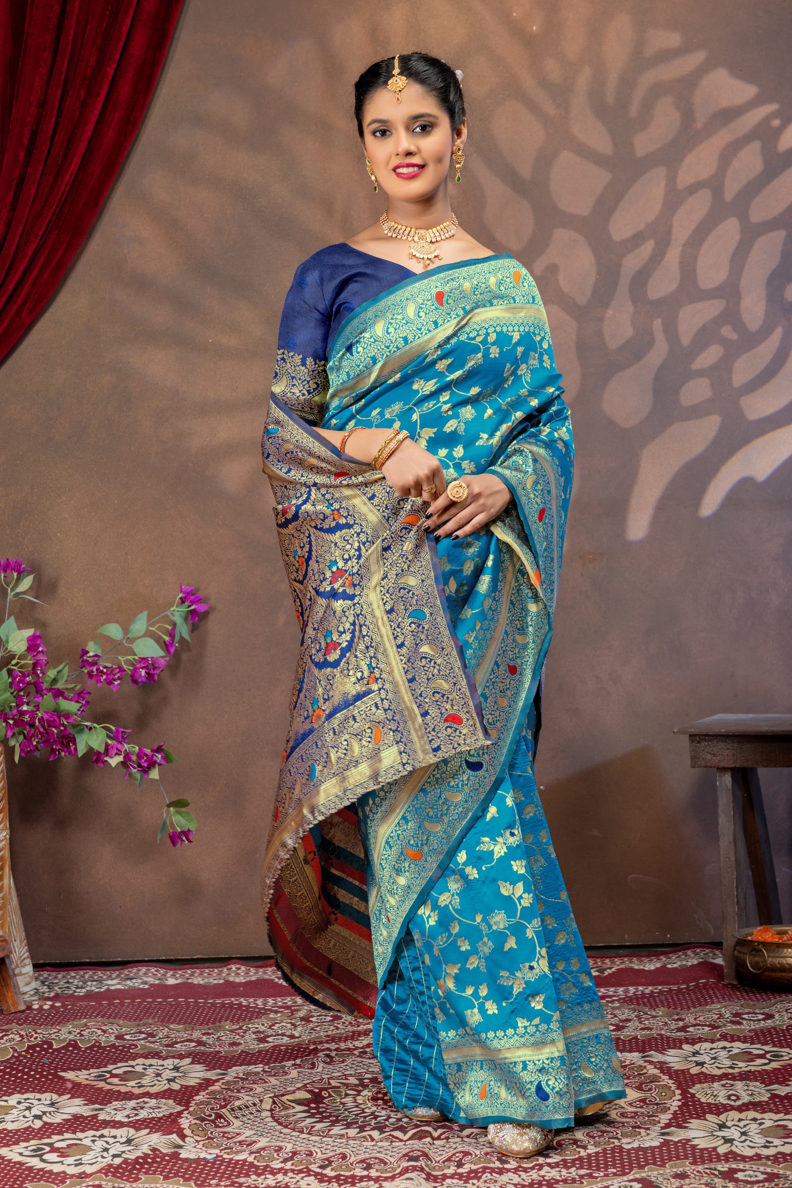 PREMIUM TRADITIONAL LITCHI SAREE IN LIGHT WEIGHT AND SOFT FABRIC