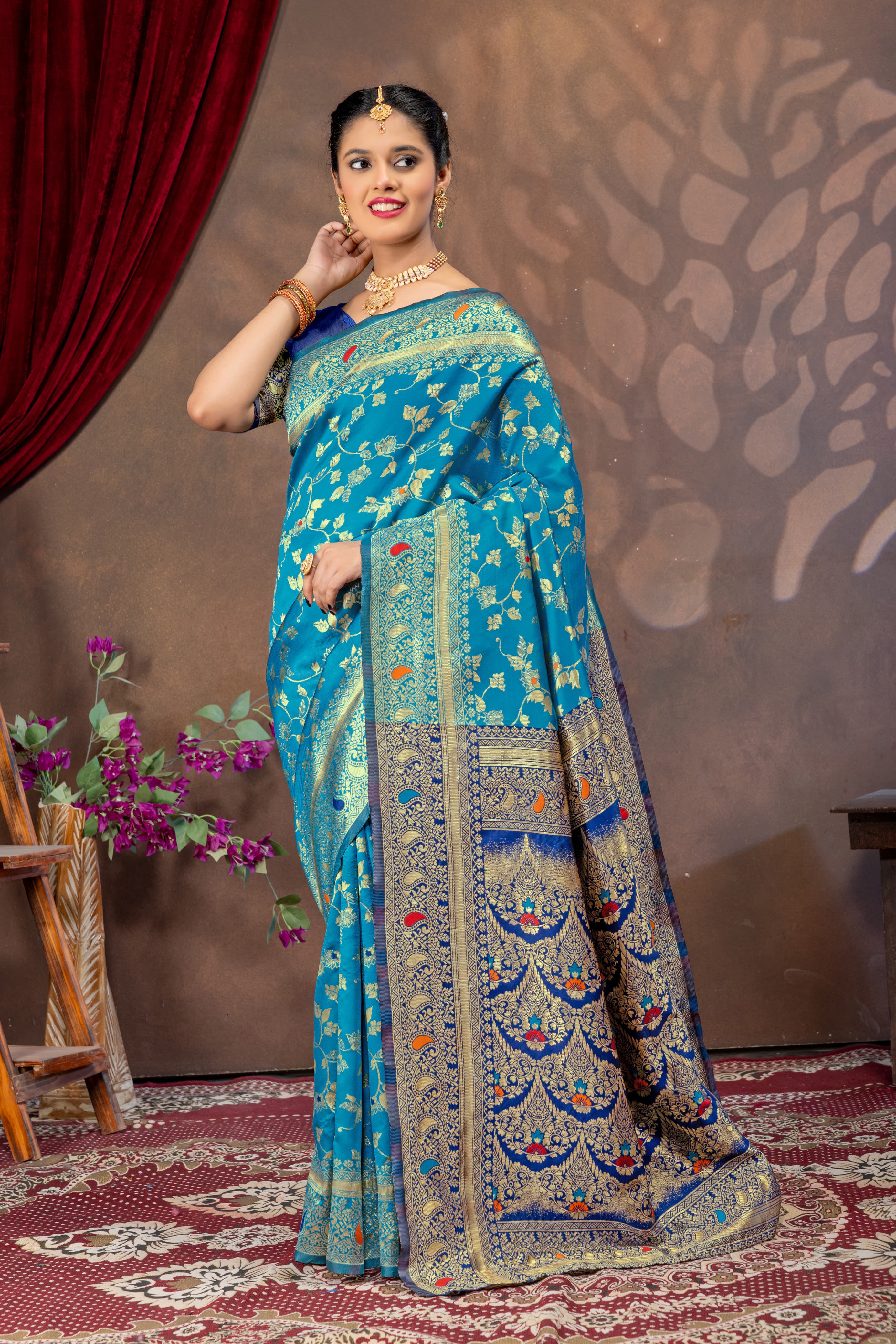 PREMIUM TRADITIONAL LITCHI SAREE IN LIGHT WEIGHT AND SOFT FABRIC